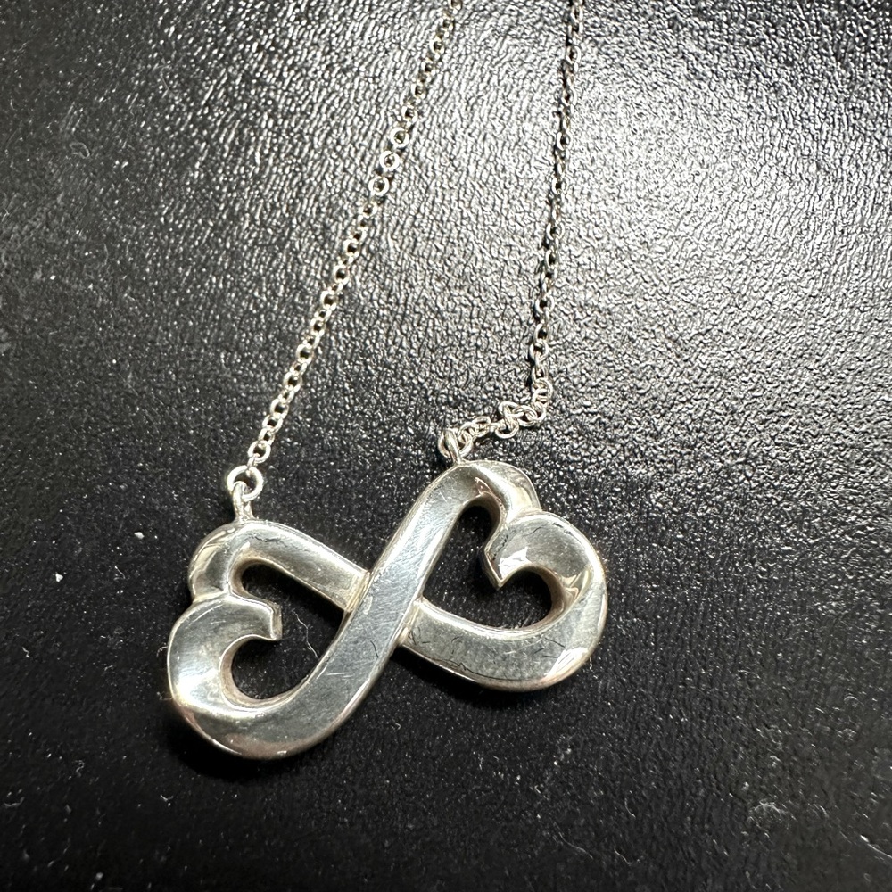 Tiffany & Co Sterling Silver Paloma Picasso Double Loving Heart Pendant Necklace